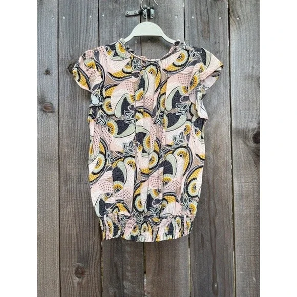 Rose & Olive Women's Paisley Print‎ Smocked Waist Tie Neck Cap Sleeve Top - Picture 2 of 4